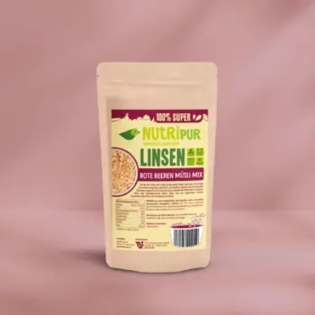 Her er et produktbillede af Nutripurs proteinrige müsli med røde bær.