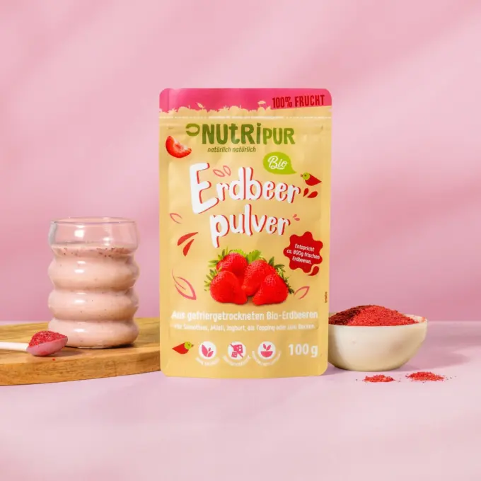 Shake med det frysetørrede økologiske frugtpulver med jordbær.