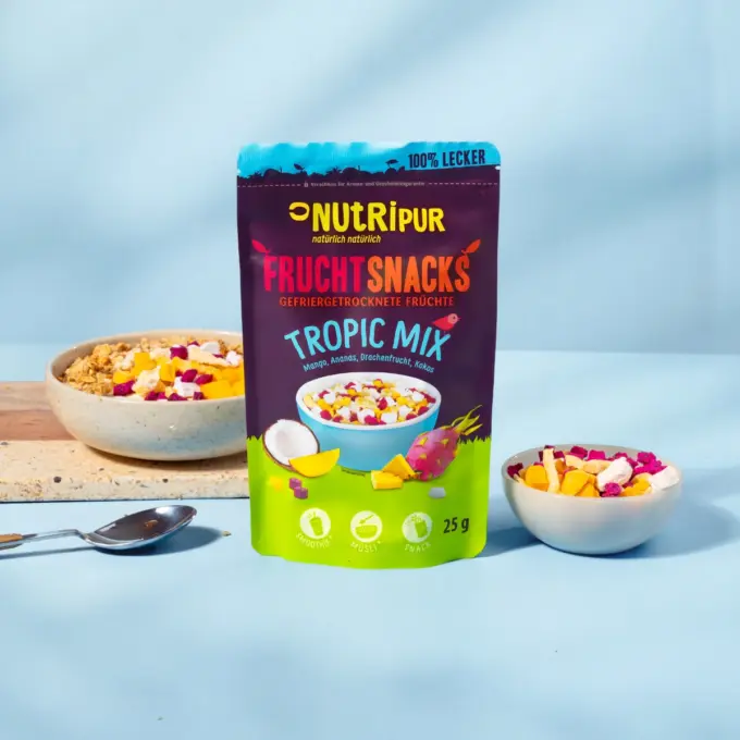Billedet viser frysetørrede frugtblanding “Tropic Mix” liggende i skåle