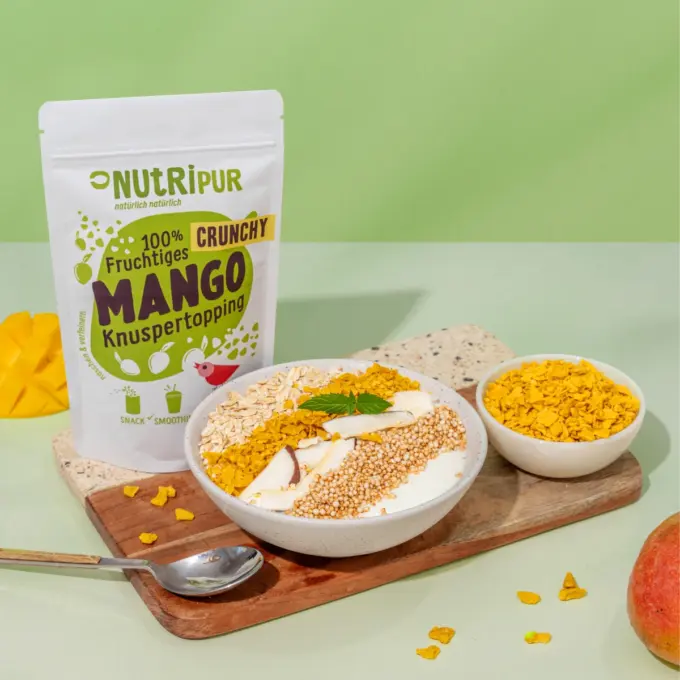 Billedet viser crunchy mango-topping i müsli.